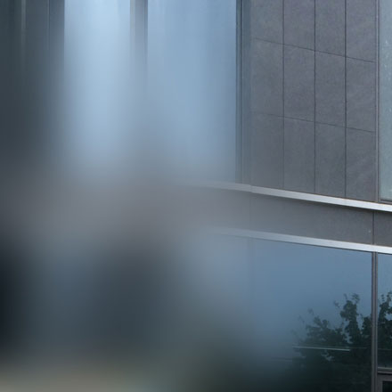 酒店标识标牌设计公司结合季节性活动设计。