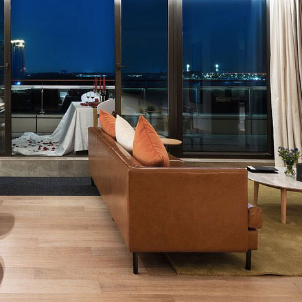 酒店标识标牌设计公司探索生物荧光标识。